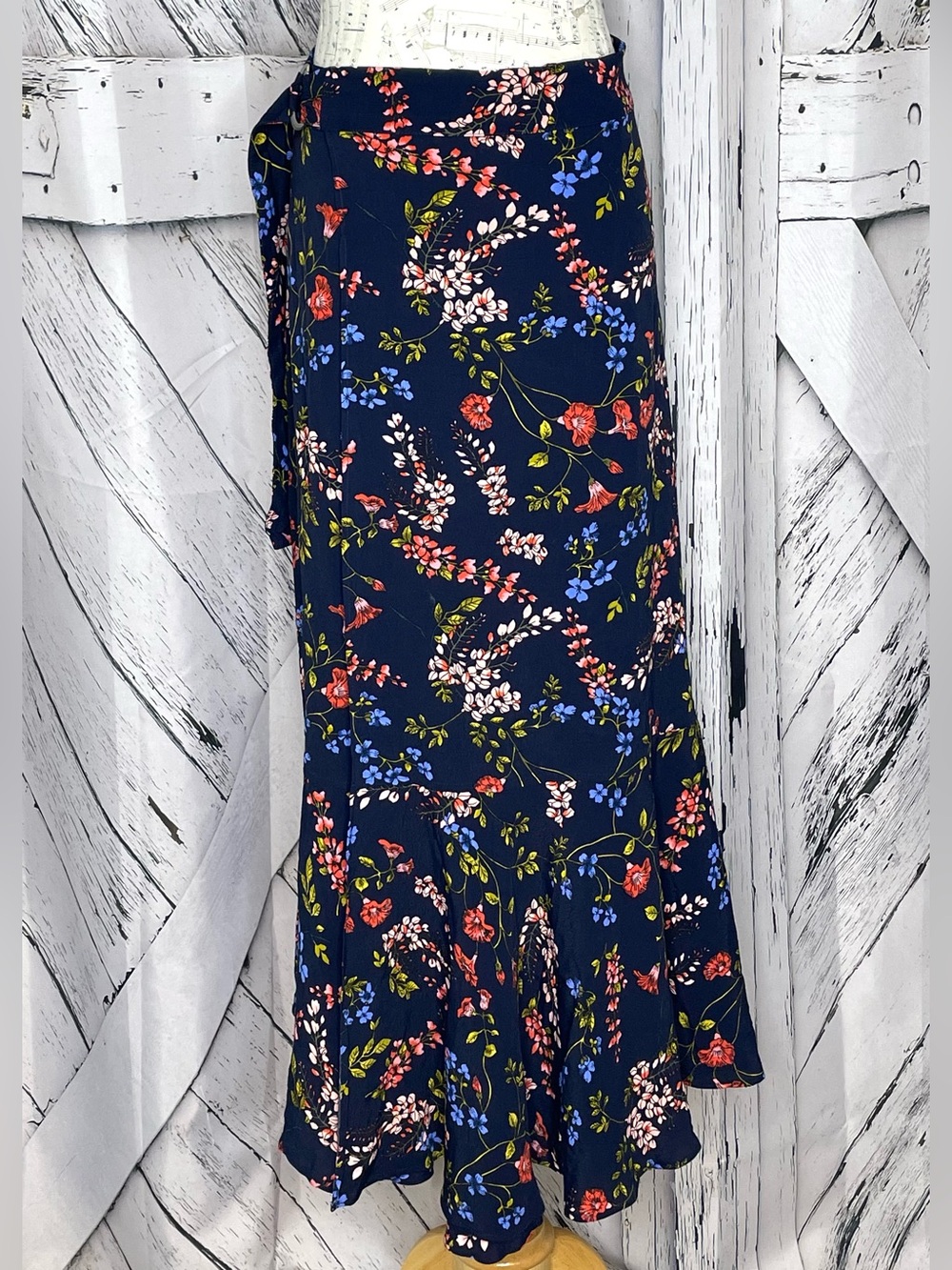Banana Republic Maxi Floral Wrap Skirt 4
